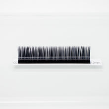 Load image into Gallery viewer, CC Curl Premium Silk Volume Lashes - The Lash Store