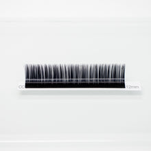 Load image into Gallery viewer, CC Curl Premium Silk Volume Lashes - The Lash Store

